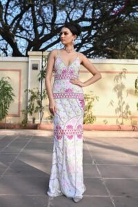 This elegant White and Pink Wedding Gown is perfect for any bride looking for a romantic and feminine look on her special day.